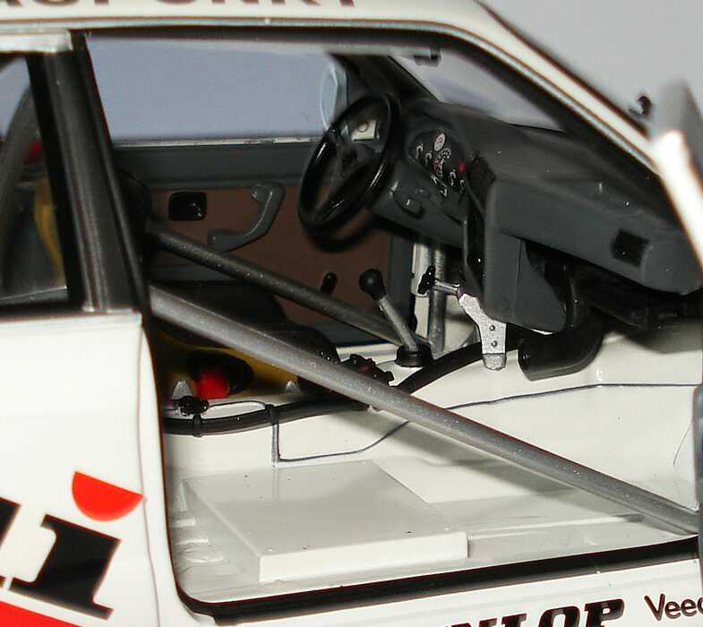 Foto 1:18 BMW M3 (E30) DTM 1987 Isert, Lui, Blaupunkt Nr.24, Olaf Manthey Minichamps 180872024