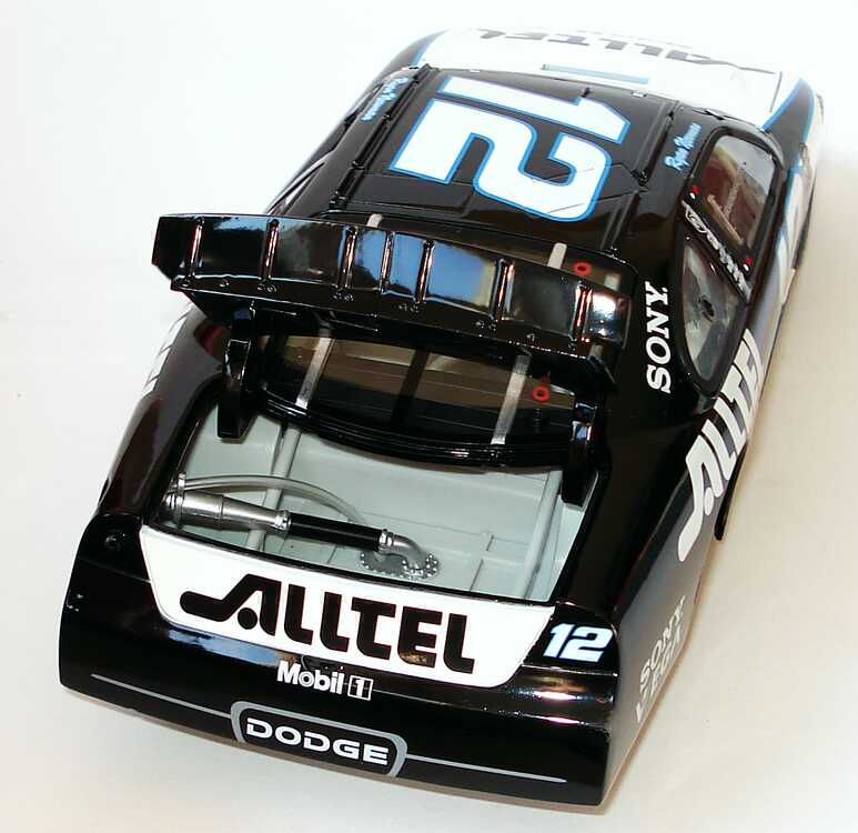 Foto 1:18 Dodge Intrepid NASCAR 2004 Penske Racing, Alltel Nr.12, Ryan Newman TeamCaliber RN4-W8-12AT