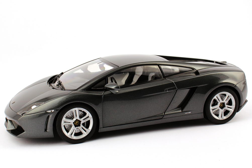 Foto 1:18 Lamborghini Gallardo LP 560-4 telesto-grey-met. Norev 187961