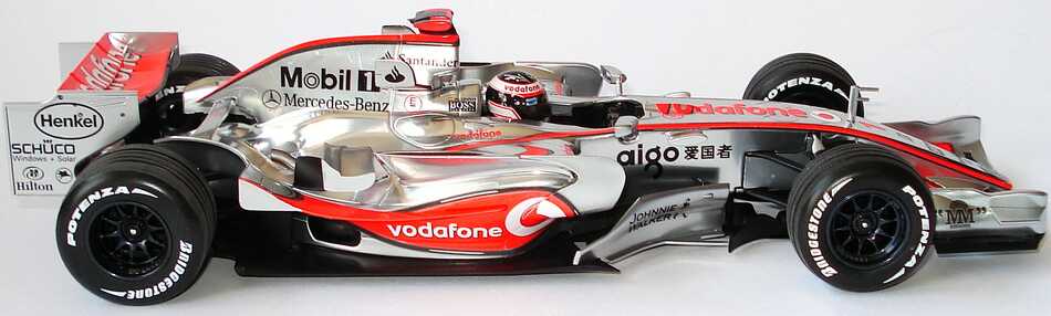 Foto 1:18 McLaren Mercedes MP 4-22 Formel 1 2007 Nr.1, Fernando Alonso Werbemodell Minichamps B66962285
