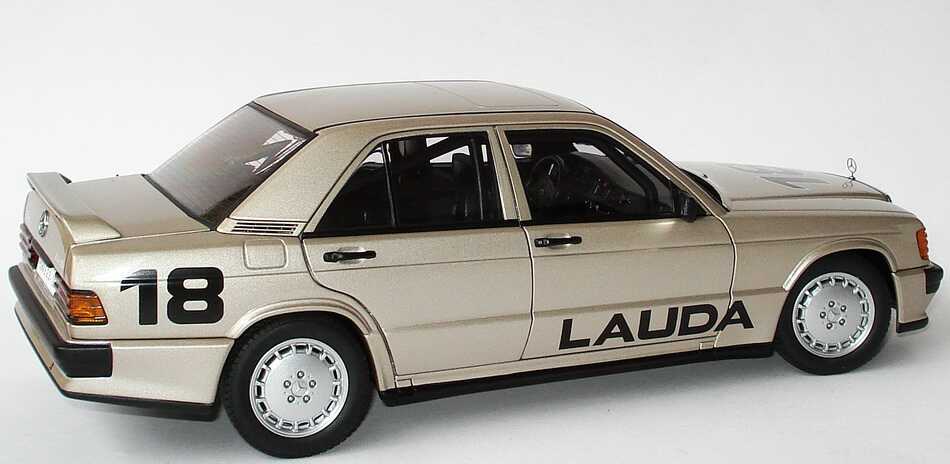 Foto 1:18 Mercedes-Benz 190E 2.3-16 campagner-met. Nürburgring 1984 Nr.18, Lauda AUTOart 88431