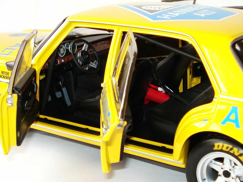 Foto 1:18 Mercedes-Benz 300SEL 6.8 AMG (W108) Hannen Alt Nr.38, Heyer / Schickentanz (Hockenheim AvD-MHSTC Saison Finale 1971) Werbemodell Minichamps B66040582
