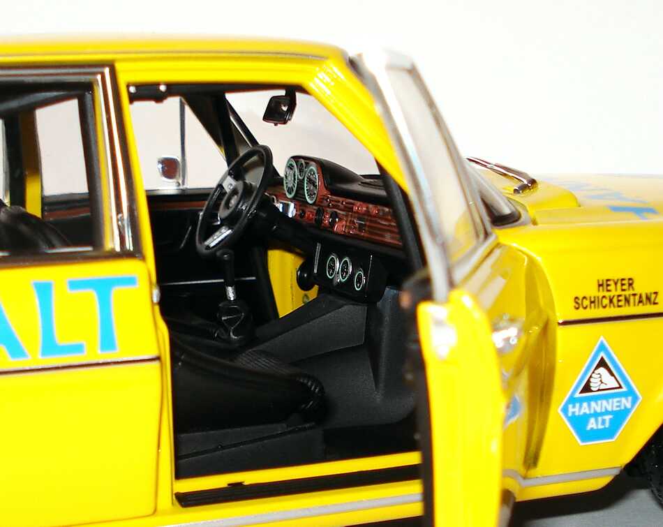 Foto 1:18 Mercedes-Benz 300SEL 6.8 AMG (W108) Hannen Alt Nr.38, Heyer / Schickentanz (Hockenheim AvD-MHSTC Saison Finale 1971) Werbemodell Minichamps B66040582
