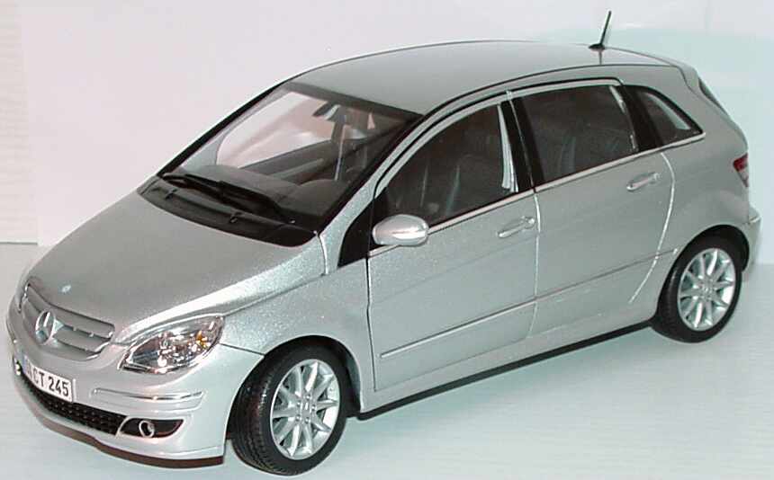 Minichamps Mercedes-Benz B-Klasse W245 2005 silber 1/43 in OVP