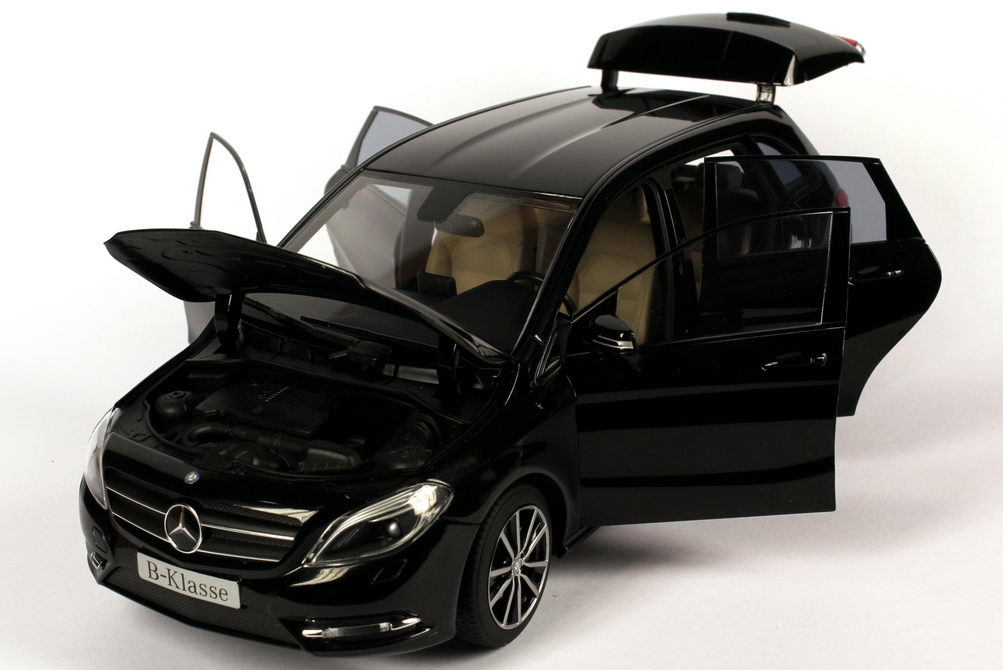 MercedesBenz BKlasse (W246) kosmosschwarz Werbemodell Norev