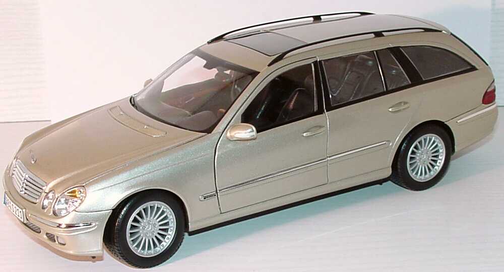 Foto 1:18 Mercedes-Benz E-Klasse T-Modell (S211) travertinbeigemet., Sonderedition mit Lederinterieur Werbemodell Kyosho B66962187