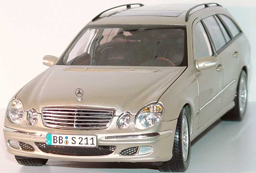 Foto 1:18 Mercedes-Benz E-Klasse T-Modell (S211) travertinbeigemet., Sonderedition mit Lederinterieur Werbemodell Kyosho B66962187