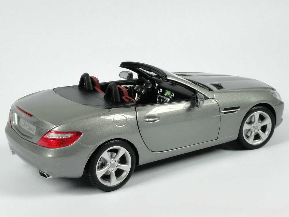 18 Mercedes Benz SLK 2011 R172 paladium silber silver Dealer OEM