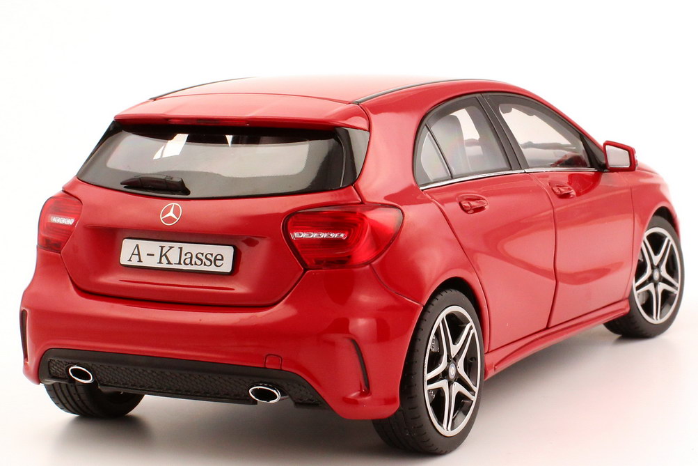 Foto 1:18 Mercedes-Benz A-Klasse 2012 (W176) jupiter-rot Werbemodell Norev B66960124