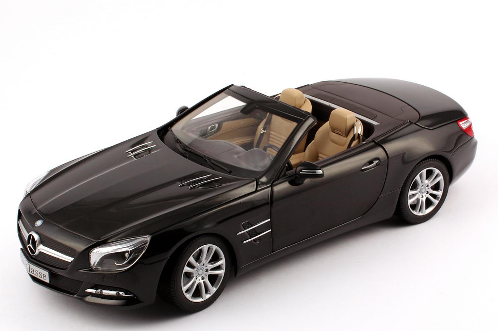 Foto 1:18 Mercedes-Benz SL-Klasse 2012 (R231) magnetit-schwarz-met. Werbemodell Norev B66960107