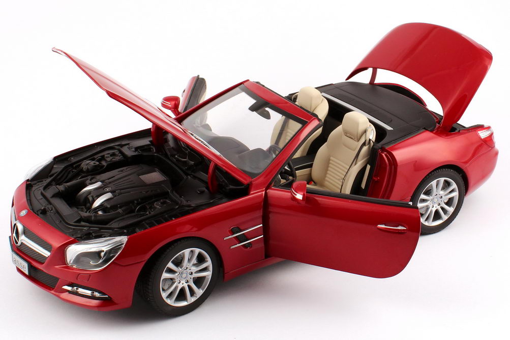 Foto 1:18 Mercedes-Benz SL-Klasse 2012 (R231) saphir-rot-met. Werbemodell Norev B66960108