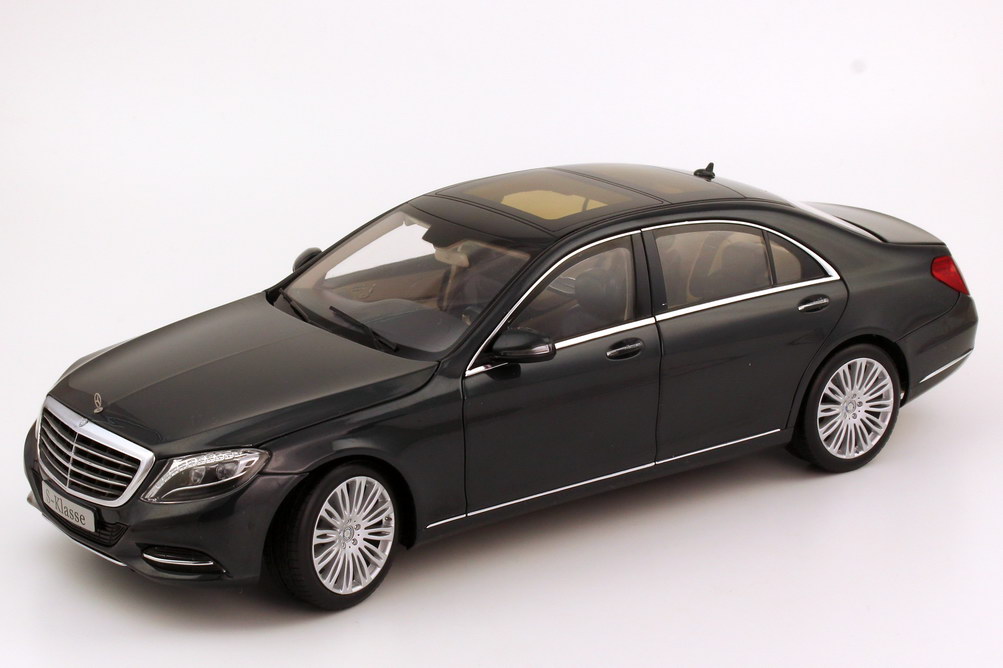 Foto 1:18 Mercedes-Benz S-Klasse 2013 Langversion (V222) blauanthrazit-met. Werbemodell Norev B66960157