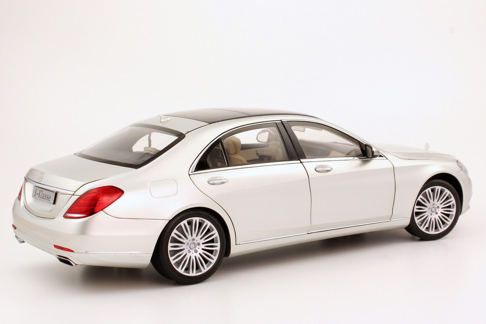 Foto 1:18 Mercedes-Benz S-Klasse 2013 Langversion (V222) iridium-silber-met. Werbemodell Norev B66960158