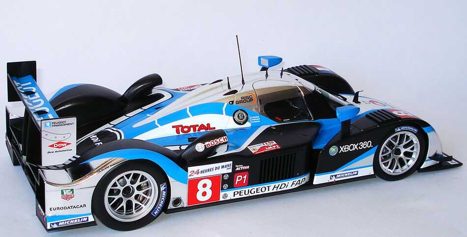 Foto 1:18 Peugeot 908 HDi FAP LeMans 2009 Total Nr.8, Montagny / Sarrazin / Bourdais (2. Platz) Minichamps 150091208