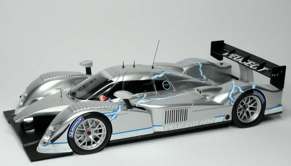 Foto 1:18 Peugeot 908 HY / 908 HDi FAP Hybrid (Präsentation Salon de Paris 2008) Norev 184805