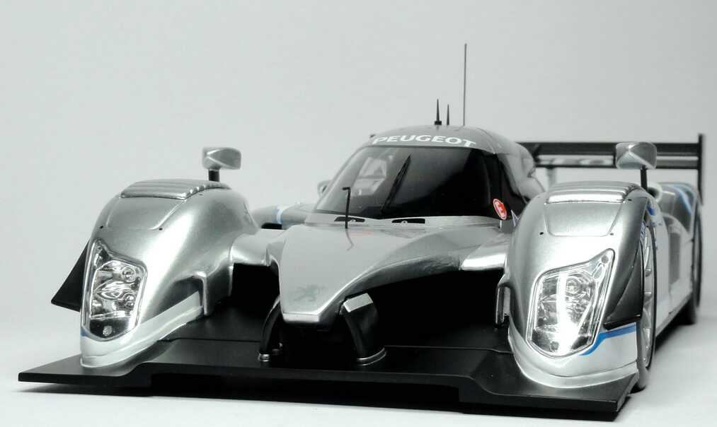 Foto 1:18 Peugeot 908 HY / 908 HDi FAP Hybrid (Präsentation Salon de Paris 2008) Norev 184805