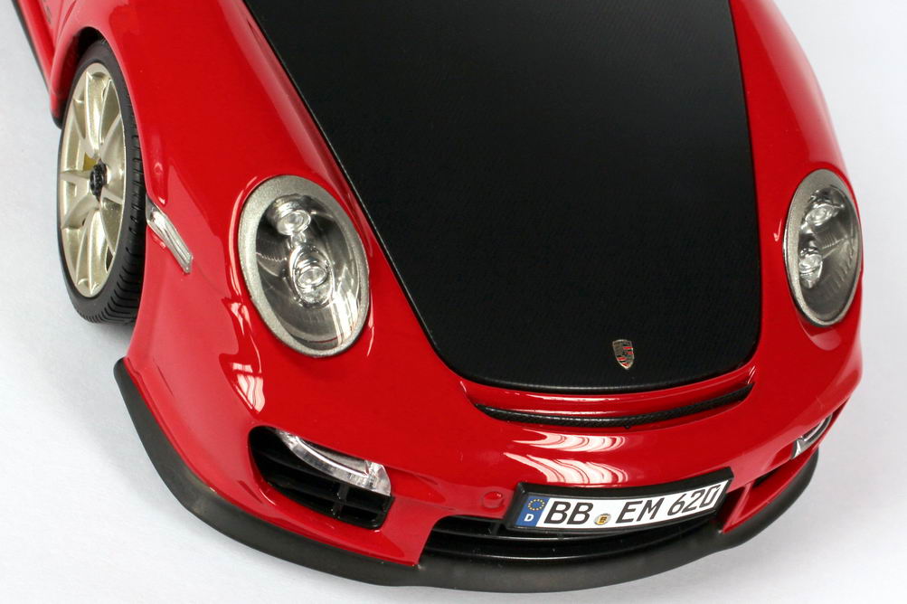 2011 PORSCHE 911 (997) GT2 RS Facelift Guards Red 1/18th scale  