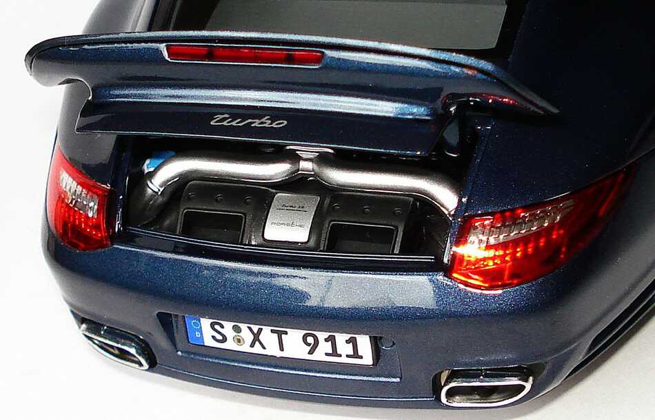 Foto 1:18 Porsche 911 Turbo 997 Modell 2010 dunkelblau-met. - Werbemodell - Norev WAP0210010A
