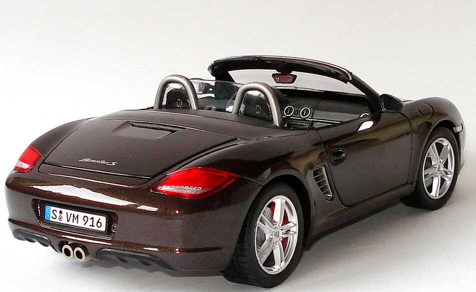 Foto 1:18 Porsche Boxster S (987, Modell 2009) macadamia-met. Werbemodell Norev WAP02100519