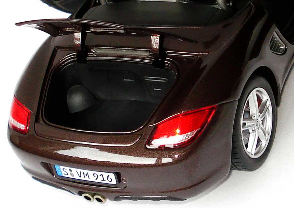 Foto 1:18 Porsche Boxster S (987, Modell 2009) macadamia-met. Werbemodell Norev WAP02100519