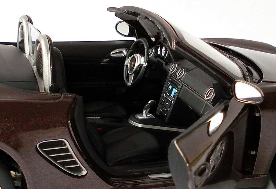 Foto 1:18 Porsche Boxster S (987, Modell 2009) macadamia-met. Werbemodell Norev WAP02100519
