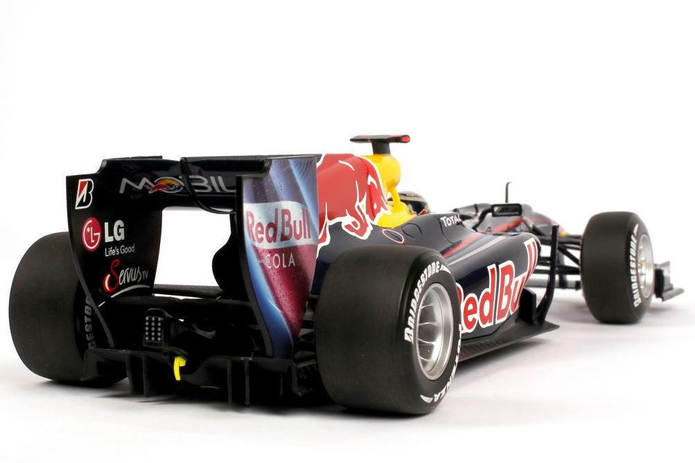 Foto 1:18 Red Bull Racing Renault RB6 Formel 1 2010 Nr.5, Sebastian Vettel Minichamps 110100005