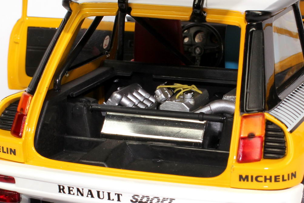 Foto 1:18 Renault R5 Turbo Rallye Monte Carlo 1981 Renault, elf Nr.9, Ragnotti / Andrié (Siegerfahrzeug) Universal Hobbies 4530