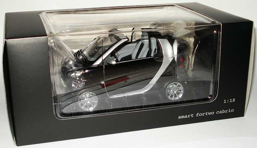 Foto 1:18 Smart Fortwo II Cabrio C451 deepblack - Werbemodell - Minichamps Q0022566V001C18Q00