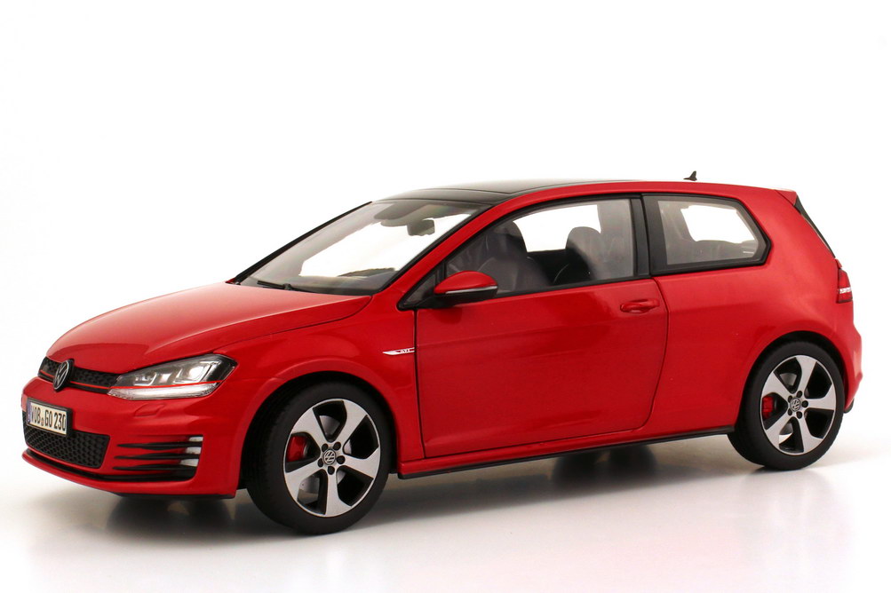 Foto 1:18 VW Golf VII GTI 2013 2türig tornado-rot Werbemodell Norev 5G3099302BFC
