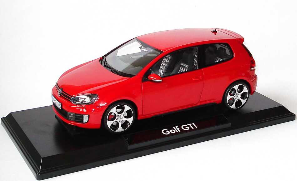 Foto 1:18 VW Golf VI GTI 3türig tornadorot Werbemodell Norev 5K3099302Y3D