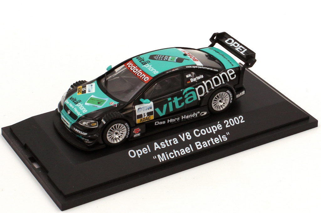 Foto 1:43 Opel Astra V8 Coupé DTM 2002 vitaphone Nr.15 Michael Bartels - Schuco 04804