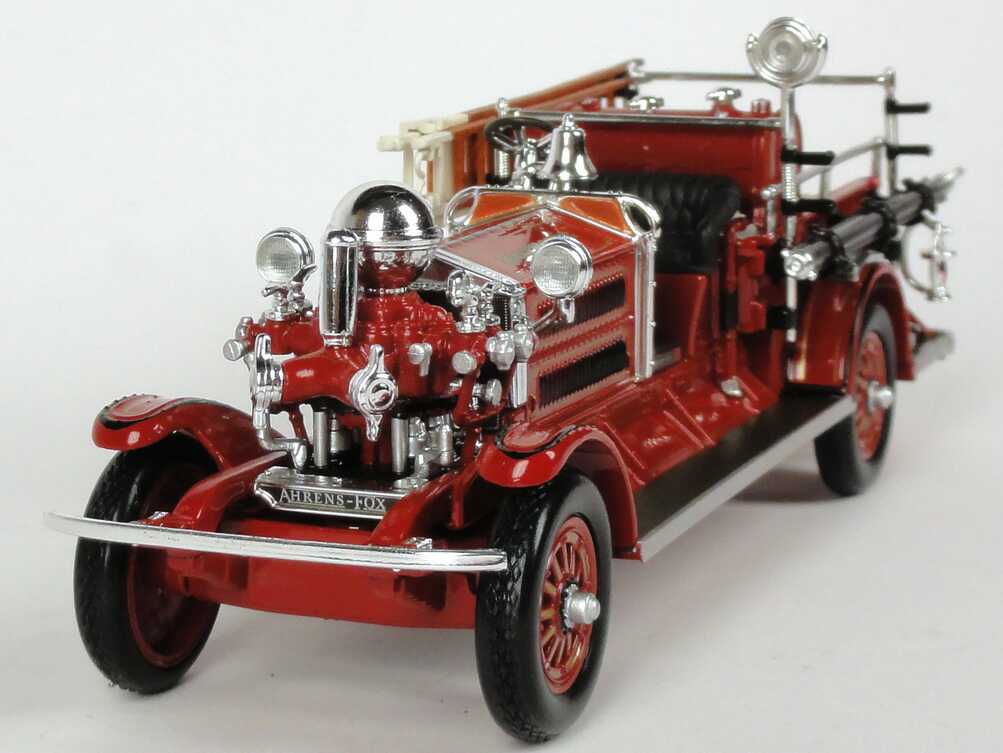 Foto 1:43 Ahrens-Fox N-S-4 (1925) Fire Engine Baltimore Yat Ming 43004