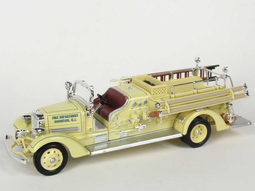 Foto 1:43 Ahrens-Fox VC (1938) Fire Engine Fire Department Boonton, Maxfield Yat Ming 43003