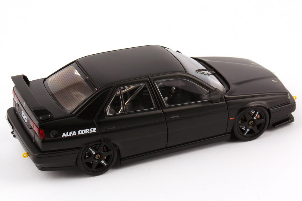 Foto 1:43 Alfa Romeo 155 TS Silverstone Plain Body schwarz matt hpi-racing 8128