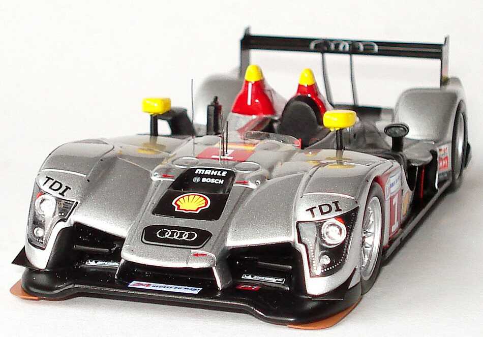 Foto 1:43 Audi R15 TDI 24h von Le Mans 2009 Audi Sport Team Joest Nr.1, Capello / Kristensen / McNish Werbemodell Spark 5020900213