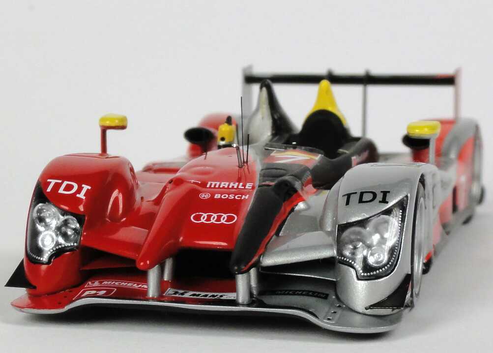 Foto 1:43 Audi R15+ TDI 24h von Le Mans 2010 Nr.7, Capello / Kristensen / McNish Werbemodell Spark 5021000233