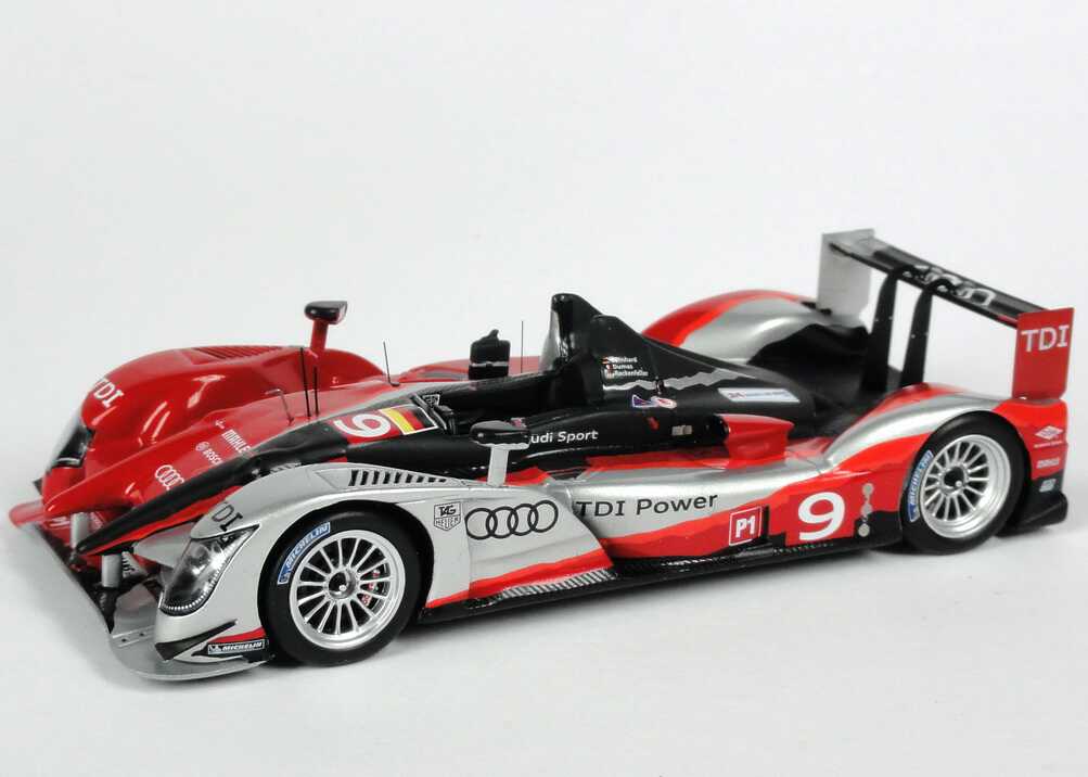 Foto 1:43 Audi R15+ TDI 24h von Le Mans 2010 Nr.9, Bernhard / Dumas / Rockenfeller (Siegerfahrzeug) Werbemodell Spark 5021000213