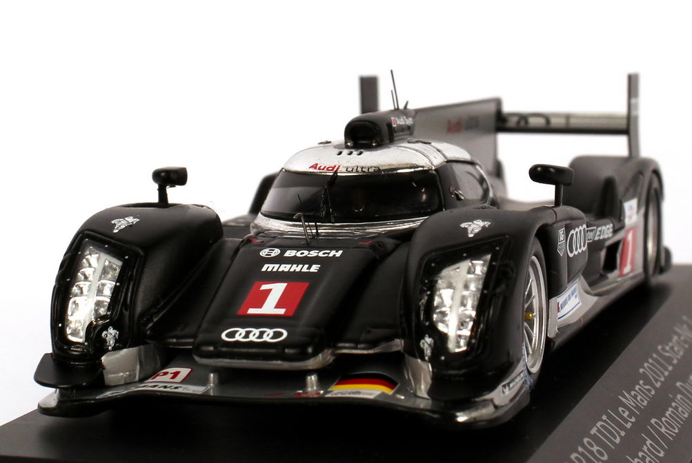 Foto 1:43 Audi R18 TDI 24h von Le Mans 2011 Nr.1, Bernhard / Dumas / Rockenfeller Werbemodell Spark 5021100123