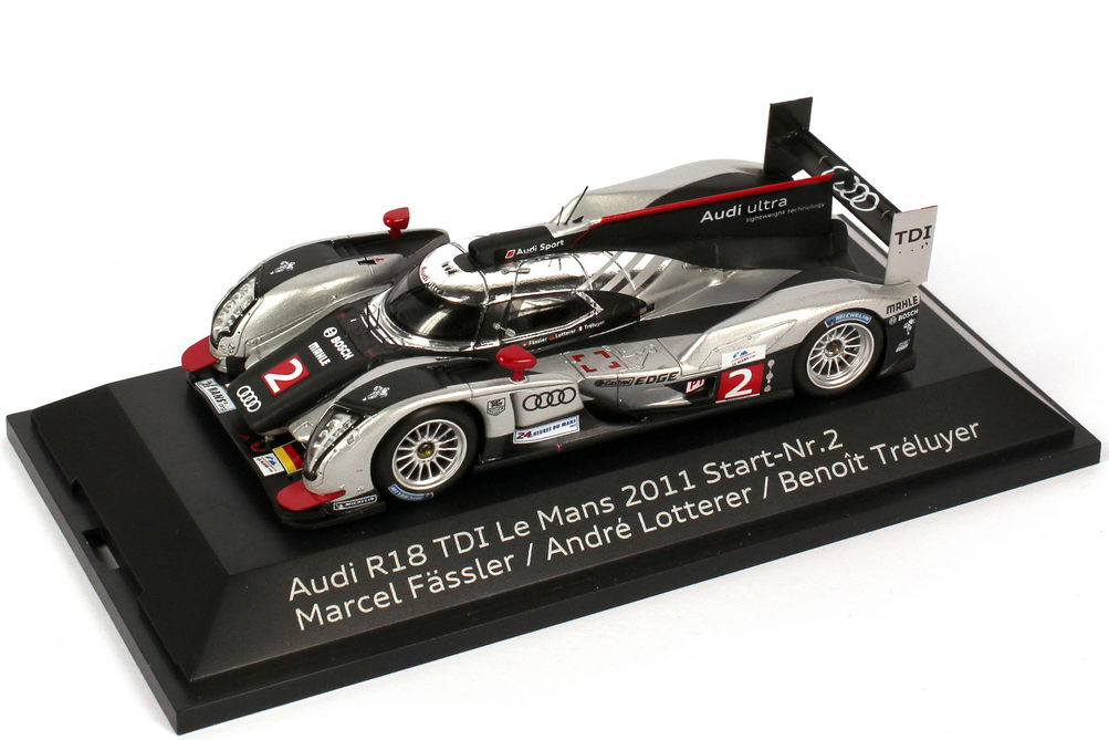 Foto 1:43 Audi R18 TDI 24h von Le Mans 2011 Nr.2, Fässler / Lotterer / Tréluyer, Siegerfahrzeug Werbemodell Spark 5021100133