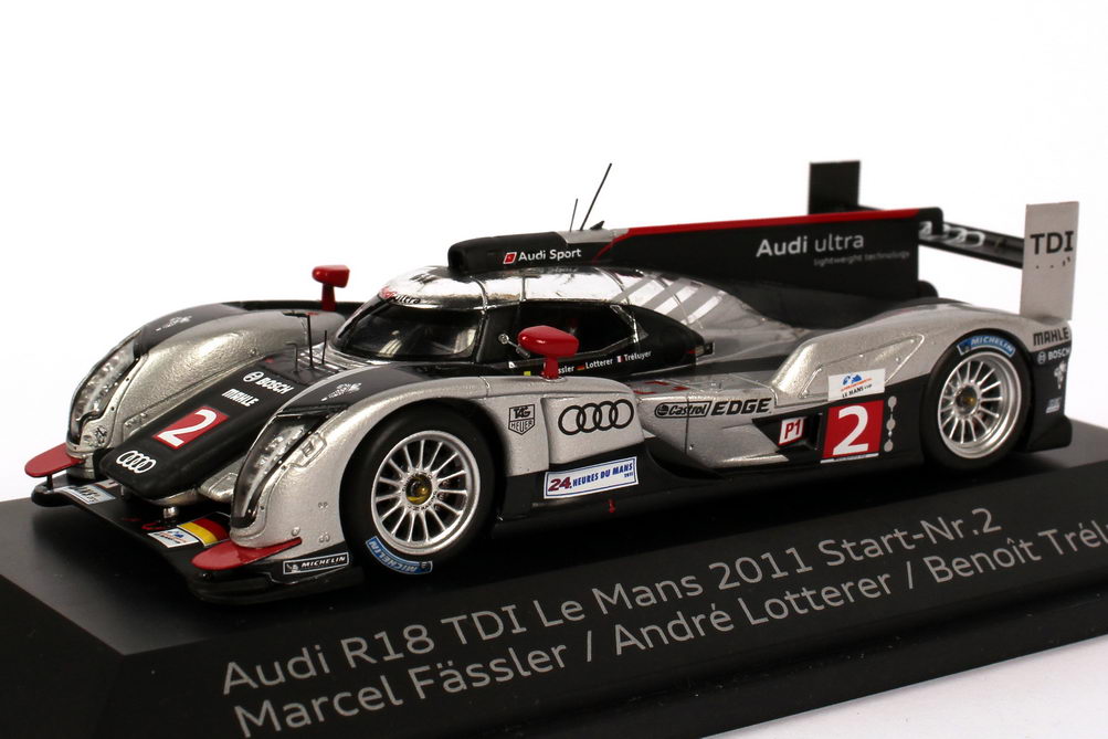 Foto 1:43 Audi R18 TDI 24h von Le Mans 2011 Nr.2, Fässler / Lotterer / Tréluyer, Siegerfahrzeug Werbemodell Spark 5021100133