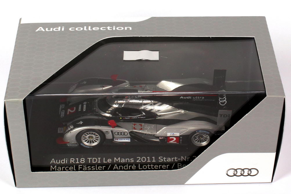 Foto 1:43 Audi R18 TDI 24h von Le Mans 2011 Nr.2, Fässler / Lotterer / Tréluyer, Siegerfahrzeug Werbemodell Spark 5021100133
