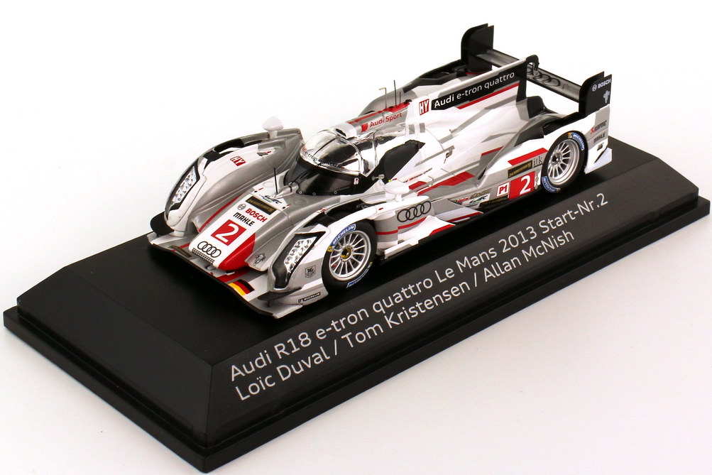 Foto 1:43 Audi R18 e-tron quattro 24h von LeMans 2013 Nr.2, Duval / Kristensen / McNish - Winner Werbemodell Spark 5021300223