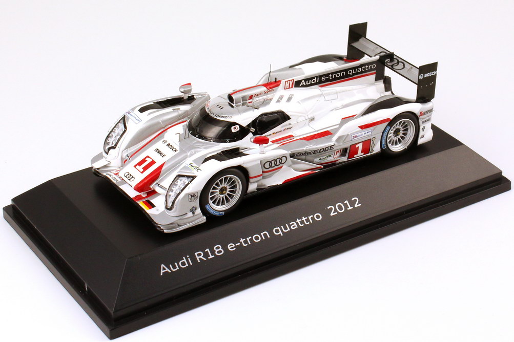 Foto 1:43 Audi R18 e-tron quattro 24h von LeMans 2012 Nr.1,  Marcel Fässler / André Lotterer / Benoît Tréluyer, Siegerfahrzeug Werbemodell Spark 5021200213