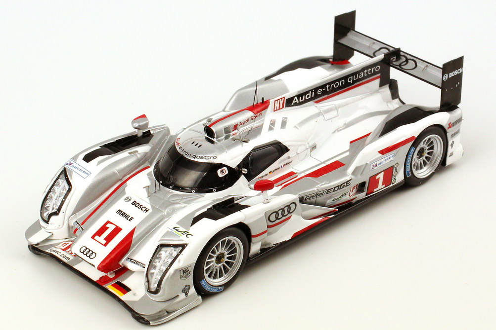 Foto 1:43 Audi R18 e-tron quattro 24h von LeMans 2012 Nr.1,  Marcel Fässler / André Lotterer / Benoît Tréluyer, Siegerfahrzeug Werbemodell Spark 5021200213