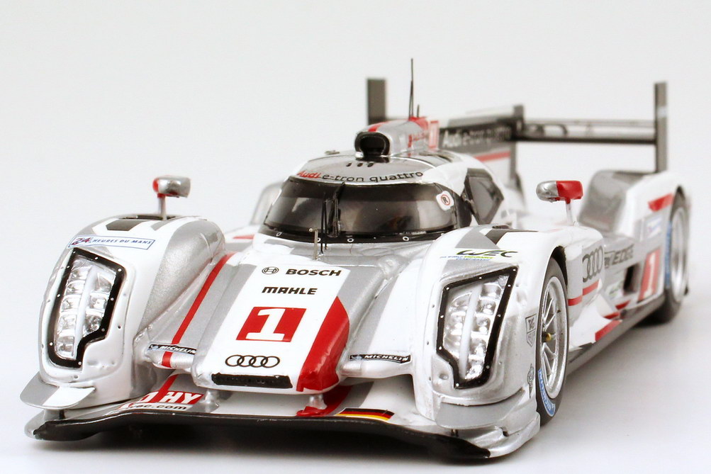 Foto 1:43 Audi R18 e-tron quattro 24h von LeMans 2012 Nr.1,  Marcel Fässler / André Lotterer / Benoît Tréluyer, Siegerfahrzeug Werbemodell Spark 5021200213