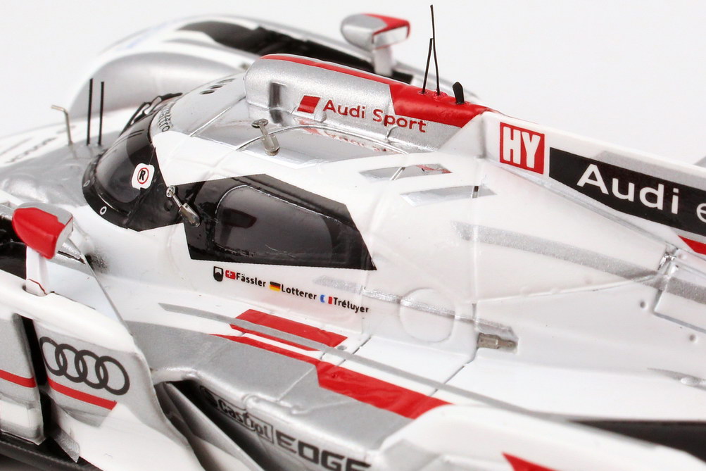 Foto 1:43 Audi R18 e-tron quattro 24h von LeMans 2012 Nr.1,  Marcel Fässler / André Lotterer / Benoît Tréluyer, Siegerfahrzeug Werbemodell Spark 5021200213