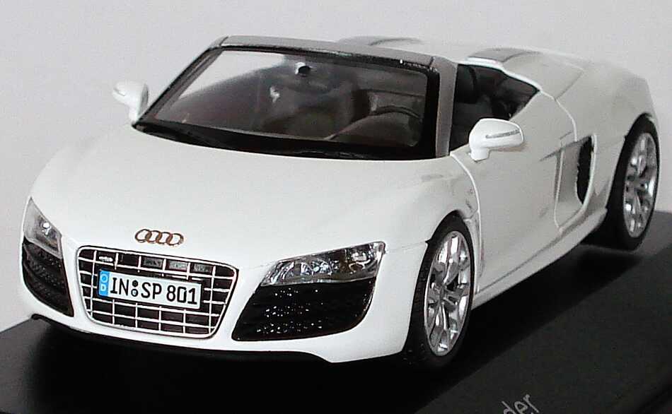 Foto 1:43 Audi R8 Spyder 5.2 FSI quattro V10 ibisweiß Werbemodell Schuco 5010918513