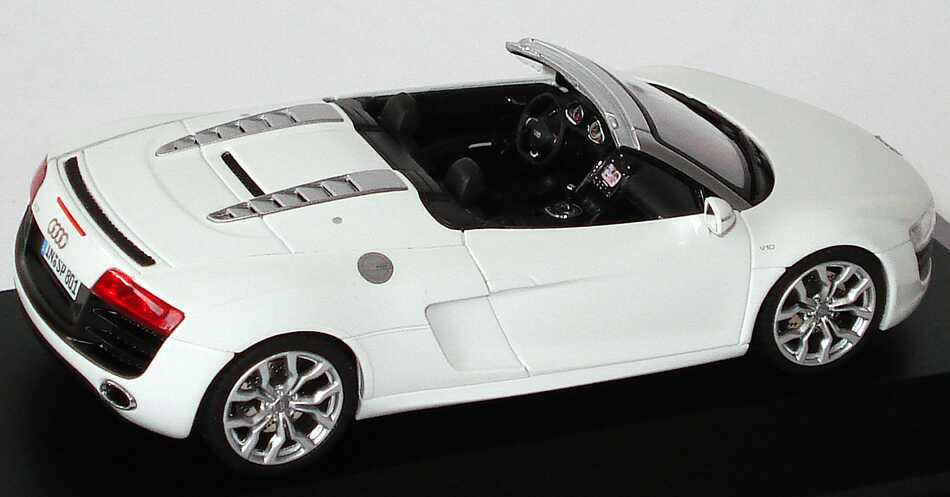 Foto 1:43 Audi R8 Spyder 5.2 FSI quattro V10 ibisweiß Werbemodell Schuco 5010918513