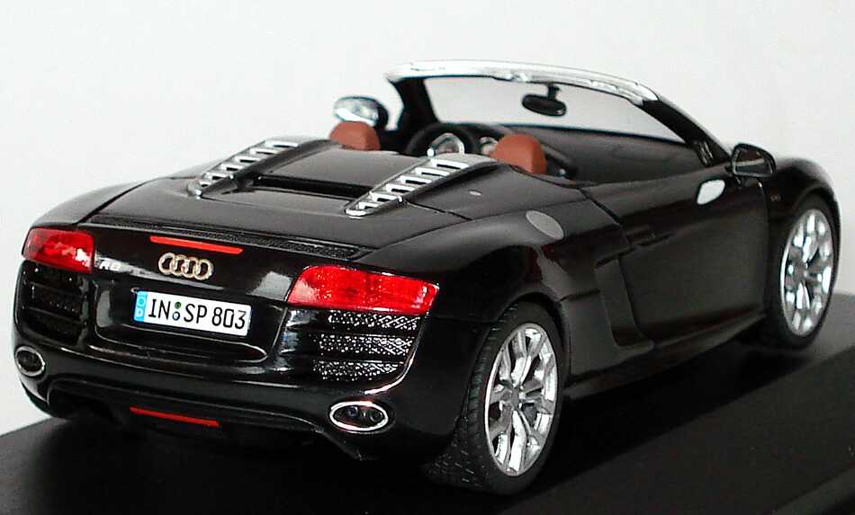Foto 1:43 Audi R8 Spyder 5.2 FSI quattro V10 phantomschwarz-met. Werbemodell Schuco 5010918533
