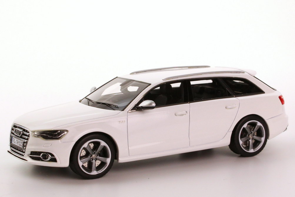 Foto 1:43 Audi S6 Avant (C7) ibis-weiß - Limited Edition 500 Schuco Pro.R4308845